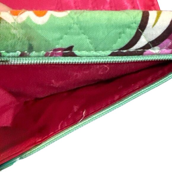 Vera Bradley Tutti-fruitti bifold euro wallet - Picture 10 of 11